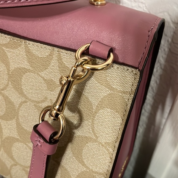 Coach Sig Butterfly🦋App TLY Shoulder Bag. - Picture 13 of 16